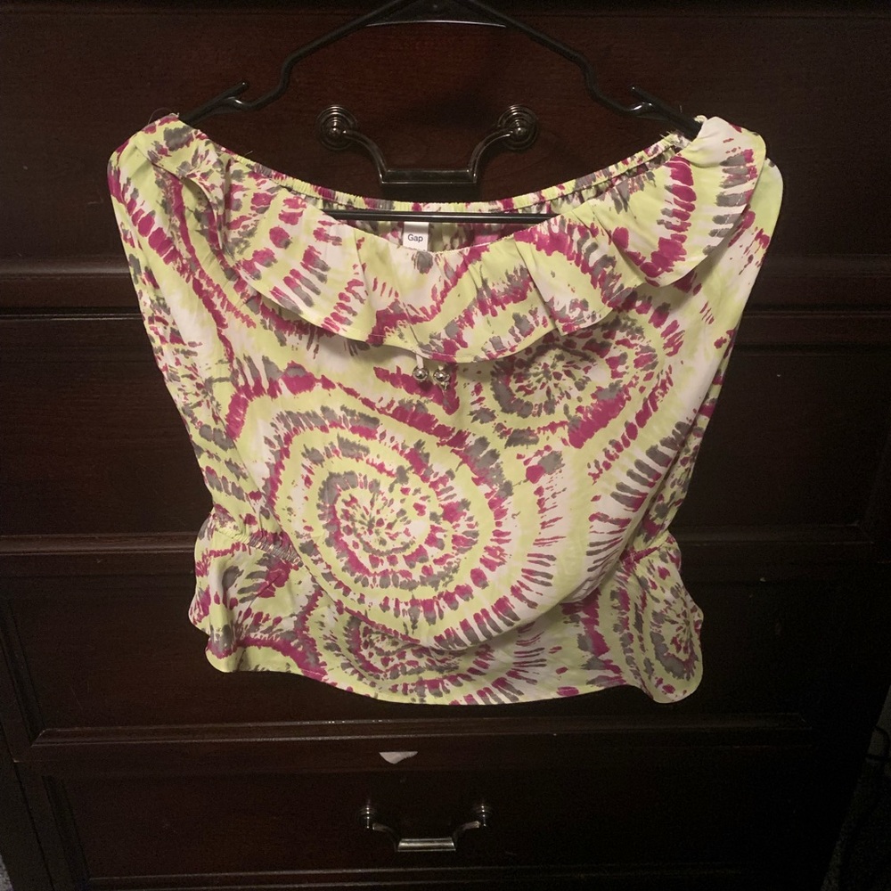 Barely worn fun tube top styled top with strings